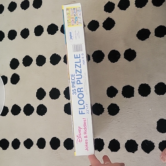 Vintage Disney Jokes and Riddles Floor Puzzle  17" x 22" - Picture 4 of 7